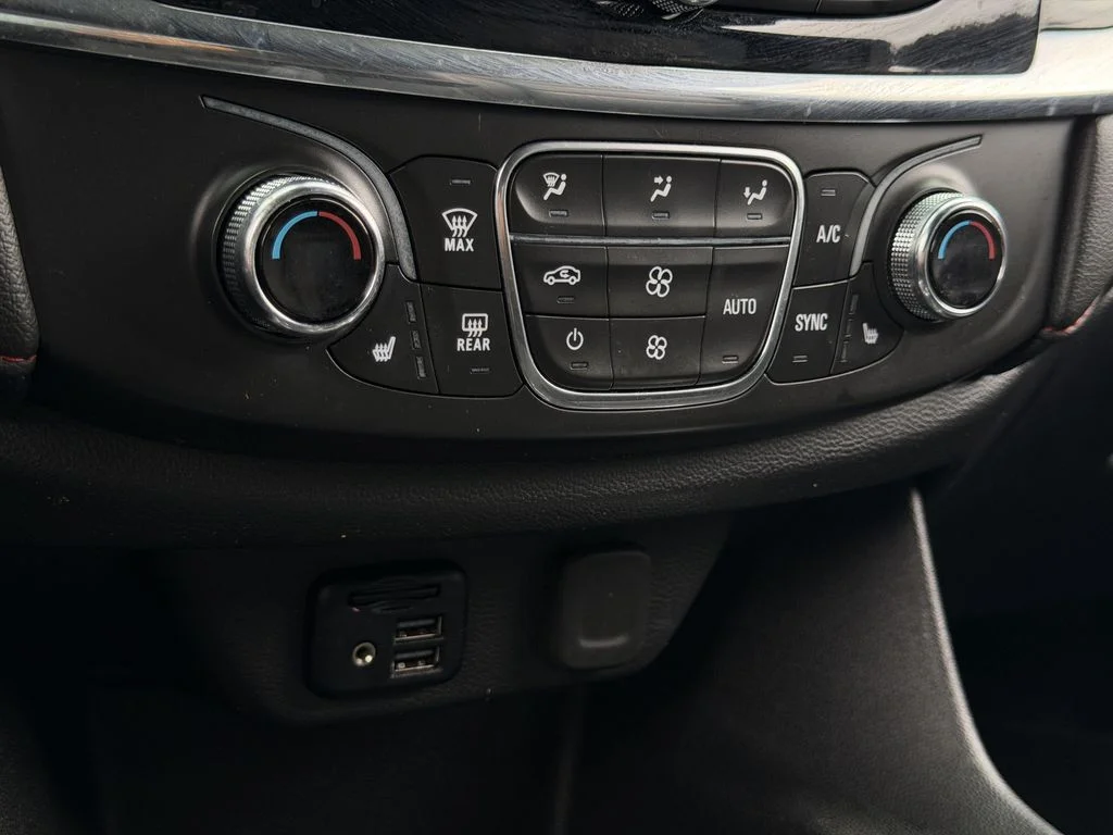 Used 2023 Red Chevrolet RS image 20