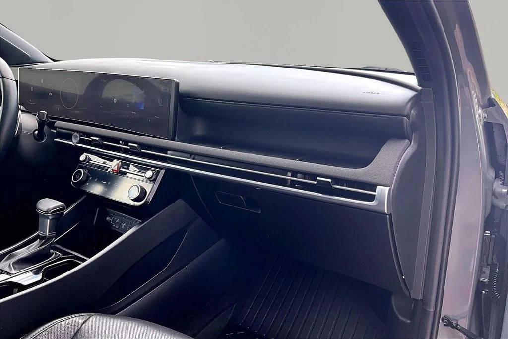 Used 2026 Hampton Gray Hyundai Limited image 17