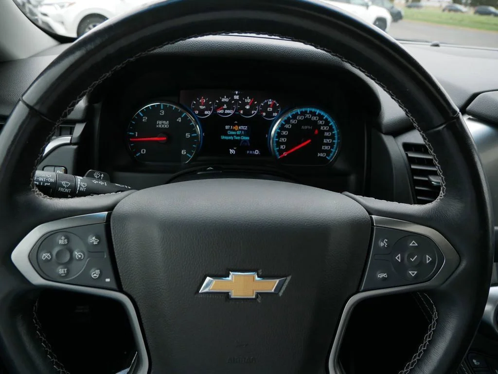 Used 2019 Gray Chevrolet Premier image 28