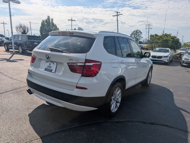 Used 2013 Alpine White BMW xDrive28i image 5