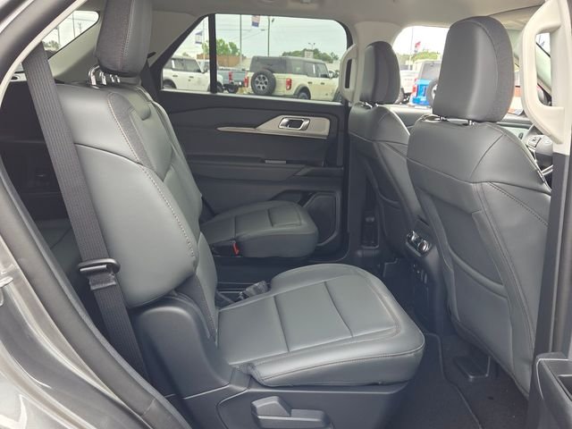 New 2026 Carbonized Gray Metallic Ford Active image 16