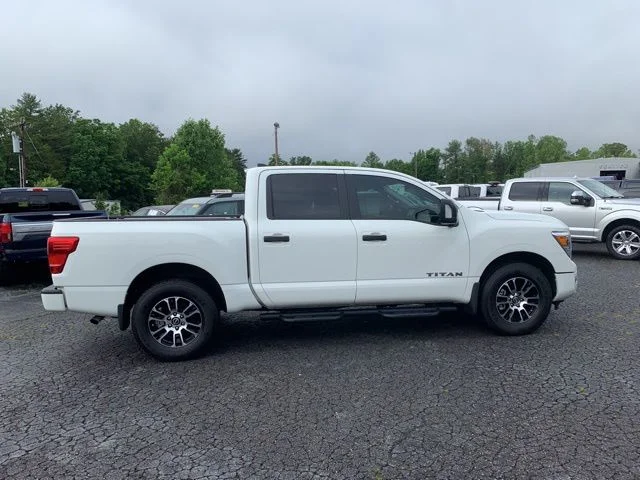 Used 2024 Glacier White Nissan SV image 10