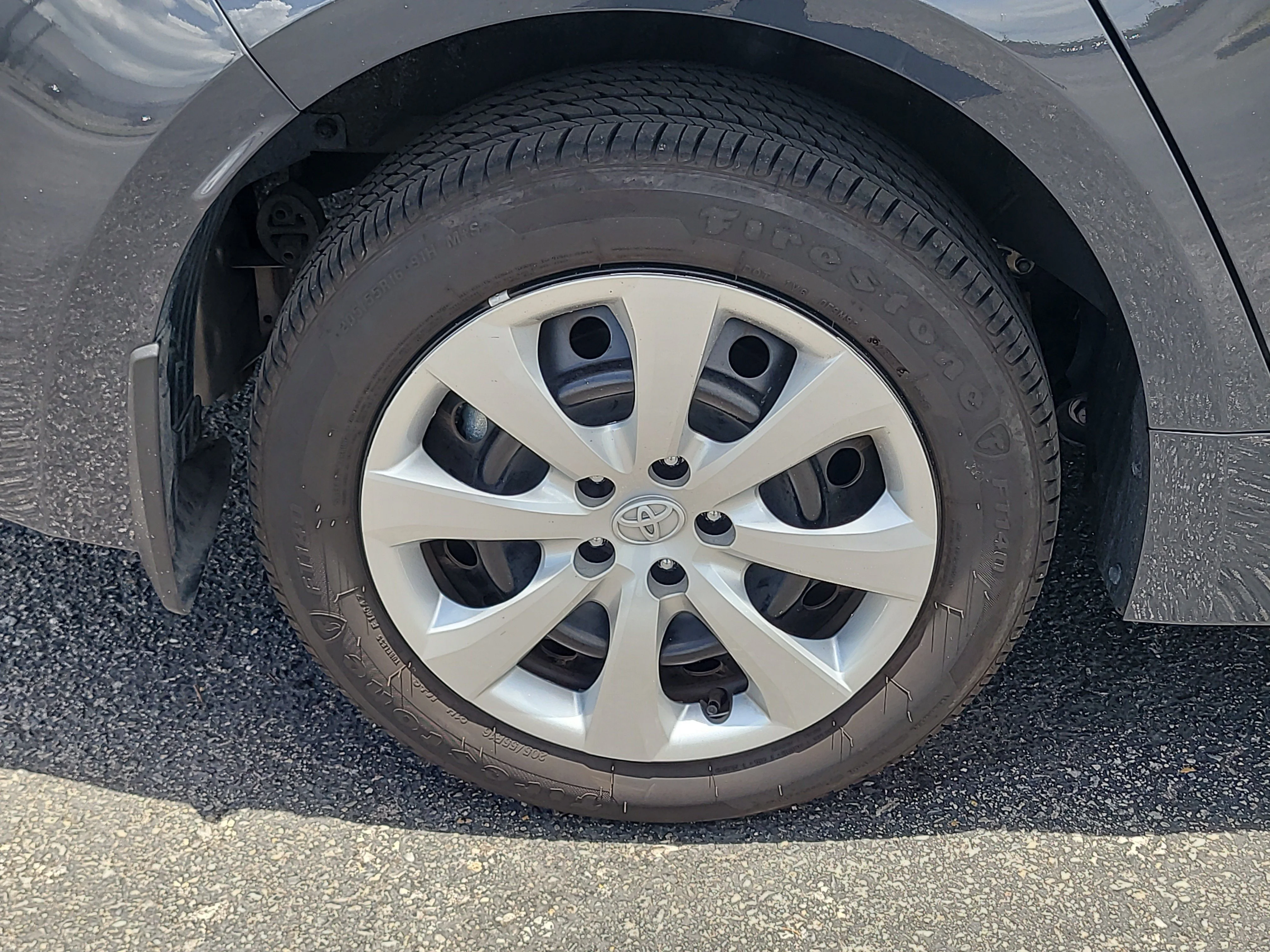 Certified Used 2025 Underground Toyota LE image 8