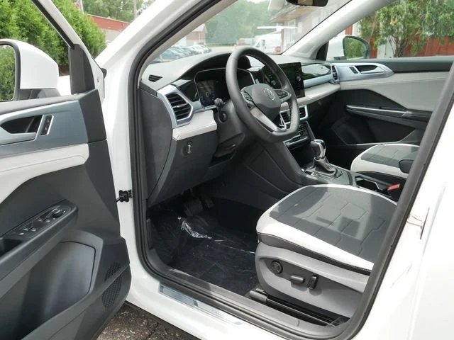 New 2026 White Volkswagen 1.5T SE image 7