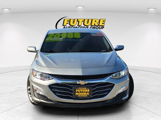 Used 2024 Gray Chevrolet LT image 2