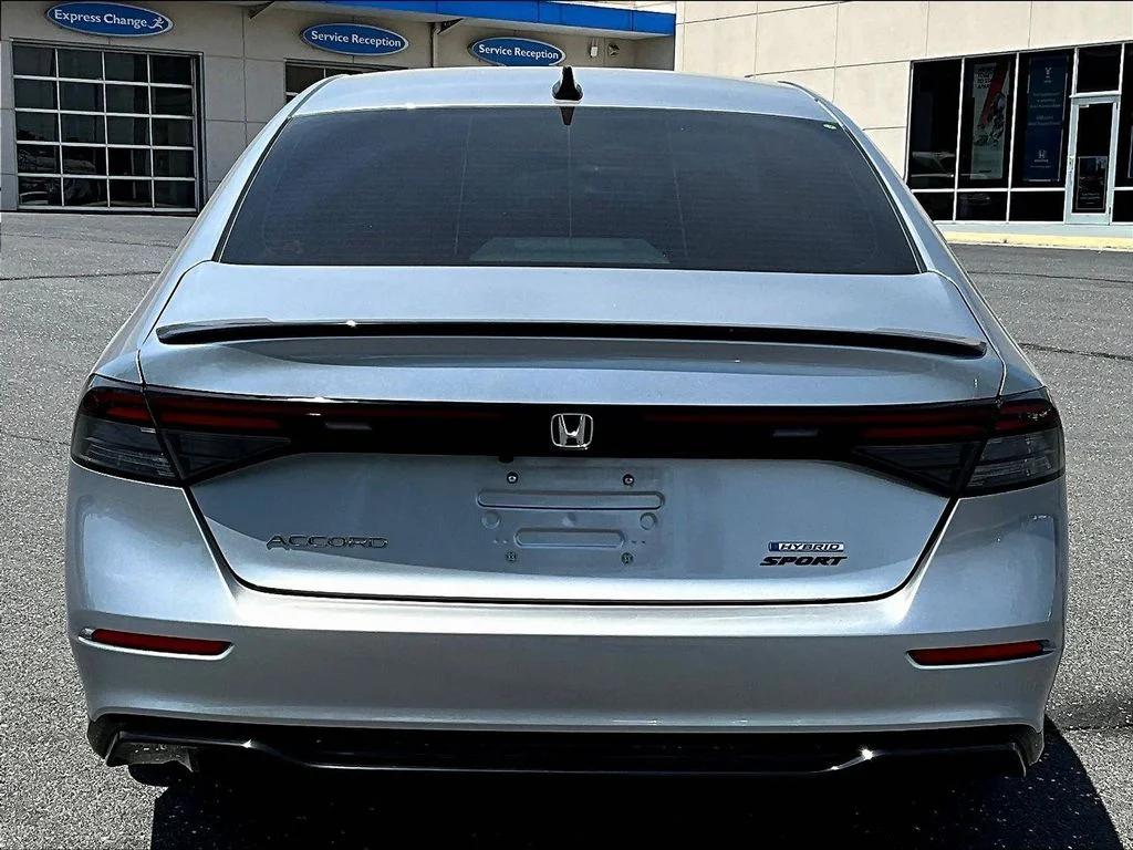 Used 2025 Solar Silver Metallic Honda Sport-L image 5