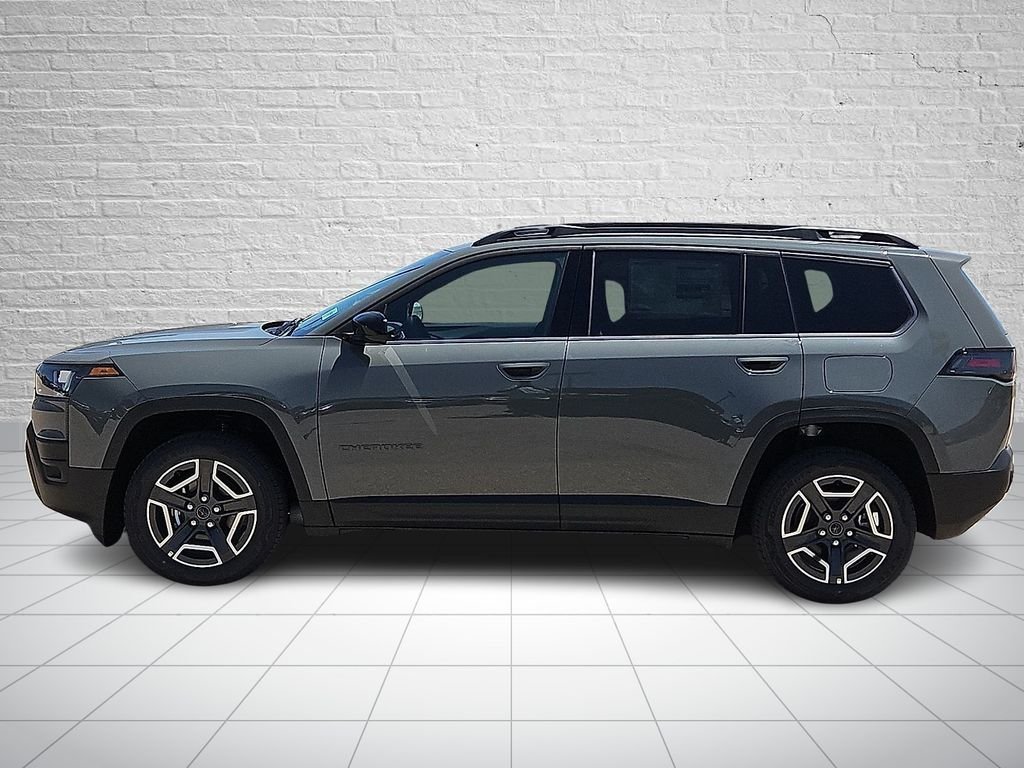 New 2026 Sting-Gray Clear-Coat Exterior Paint Jeep Laredo image 2