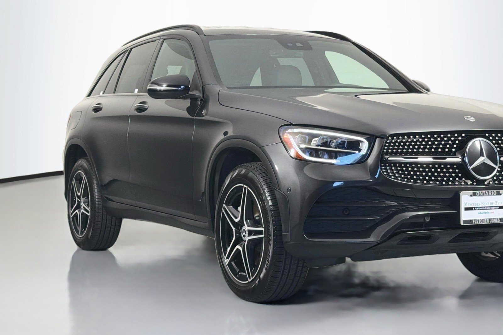 Used 2022 Graphite Grey Metallic Mercedes-Benz 300 image 13