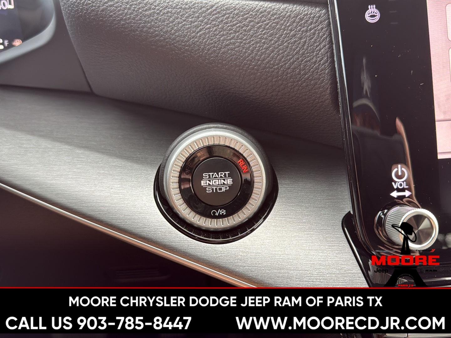 New 2026 Bright White Clearcoat Jeep  image 16