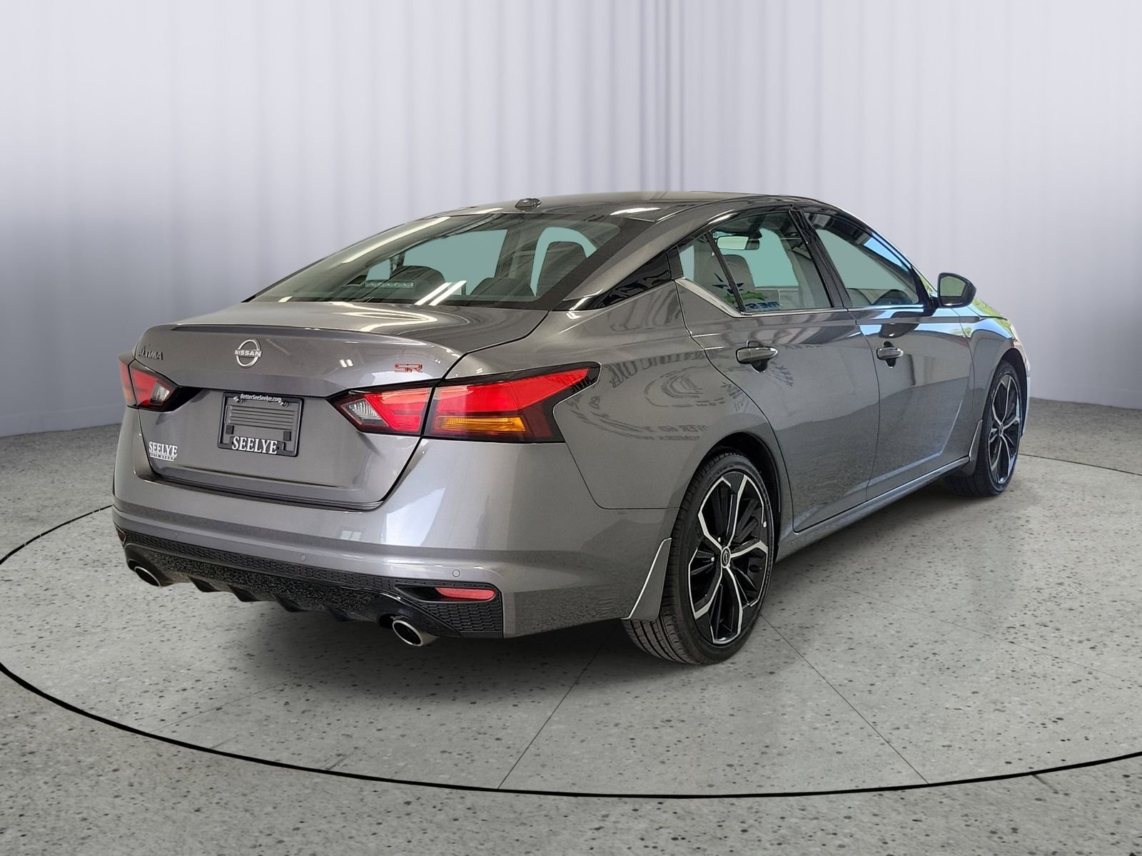 Used 2024 Gray Nissan 2.5 SR image 2