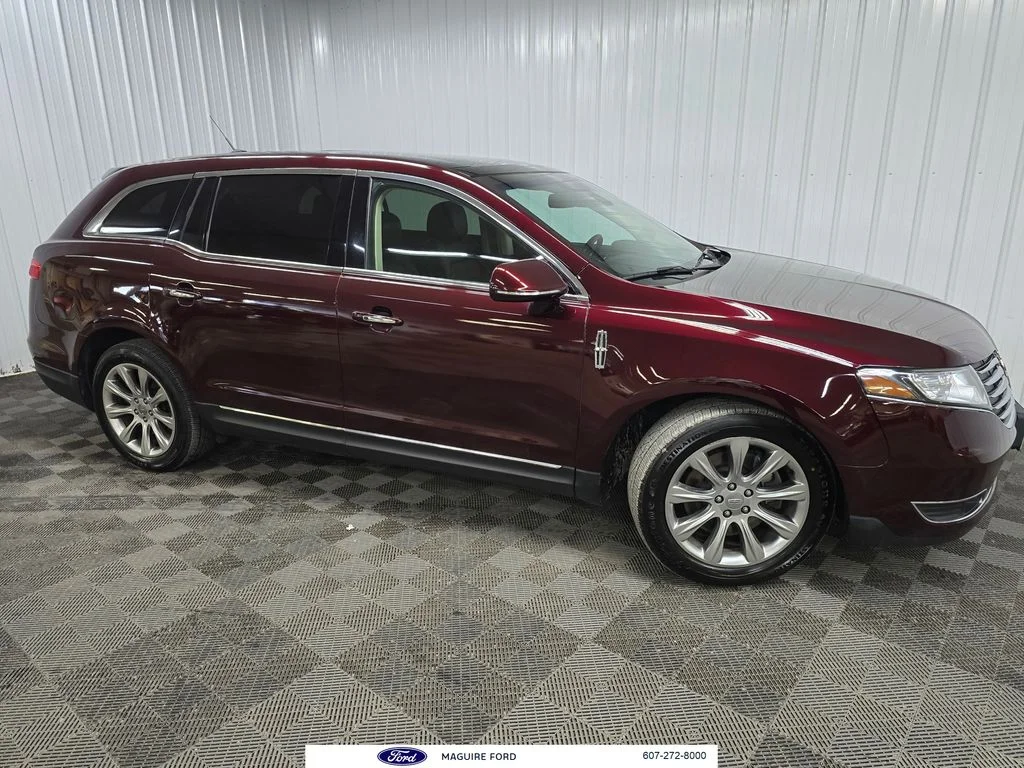 2017 Lincoln MKT 3.5 EcoBoost AWD's photo