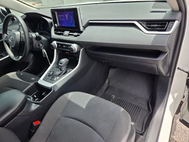 Used 2024 White Toyota LE image 17