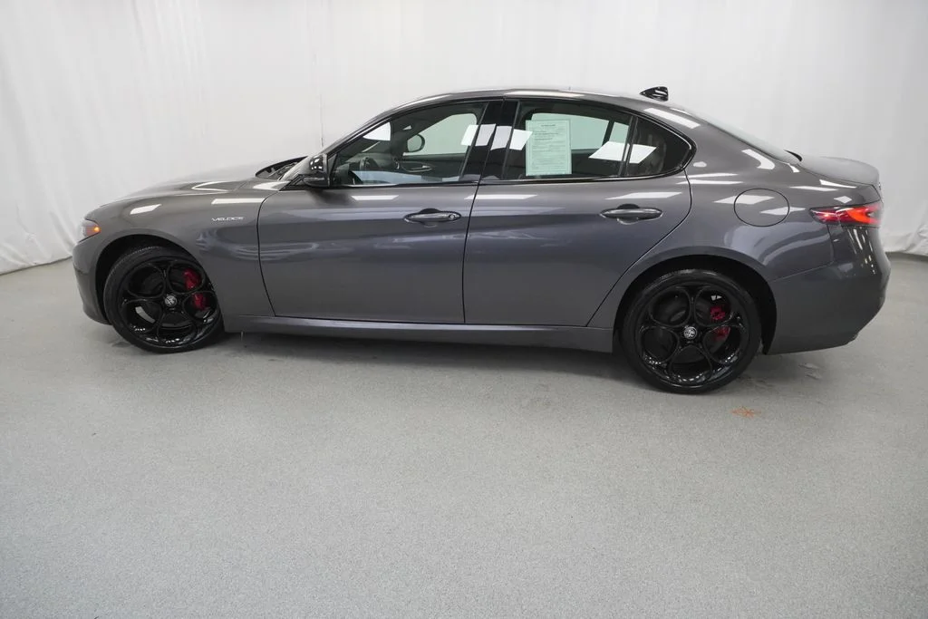 Used 2024 Gray Alfa Romeo Veloce image 15