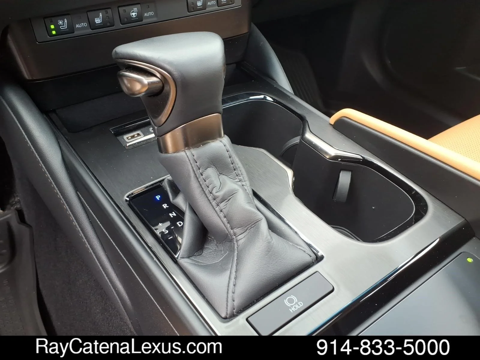 Certified Used 2024 Iridium Lexus 4D Sedan image 13