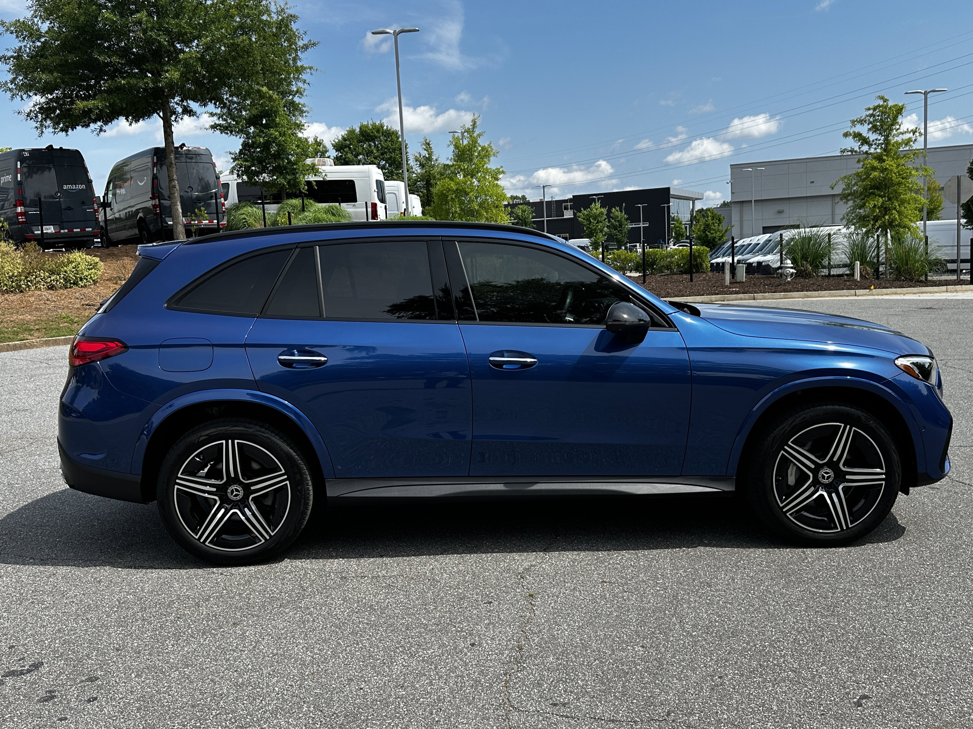 Certified Used 2025 Blue Mercedes-Benz GLC 300 image 9