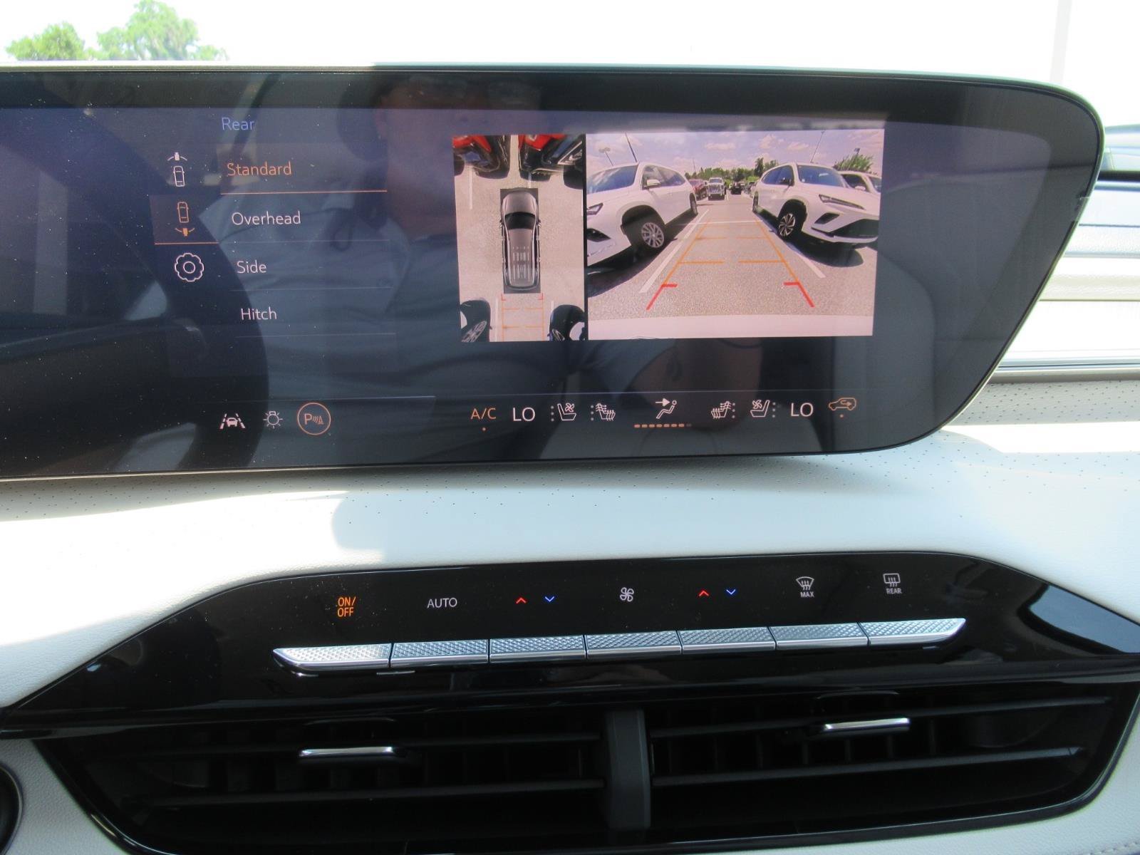 2026 Buick Enclave Avenir - Photo 29