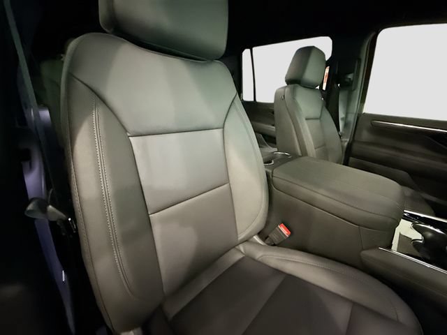 2026 Chevrolet Suburban LT - Photo 30