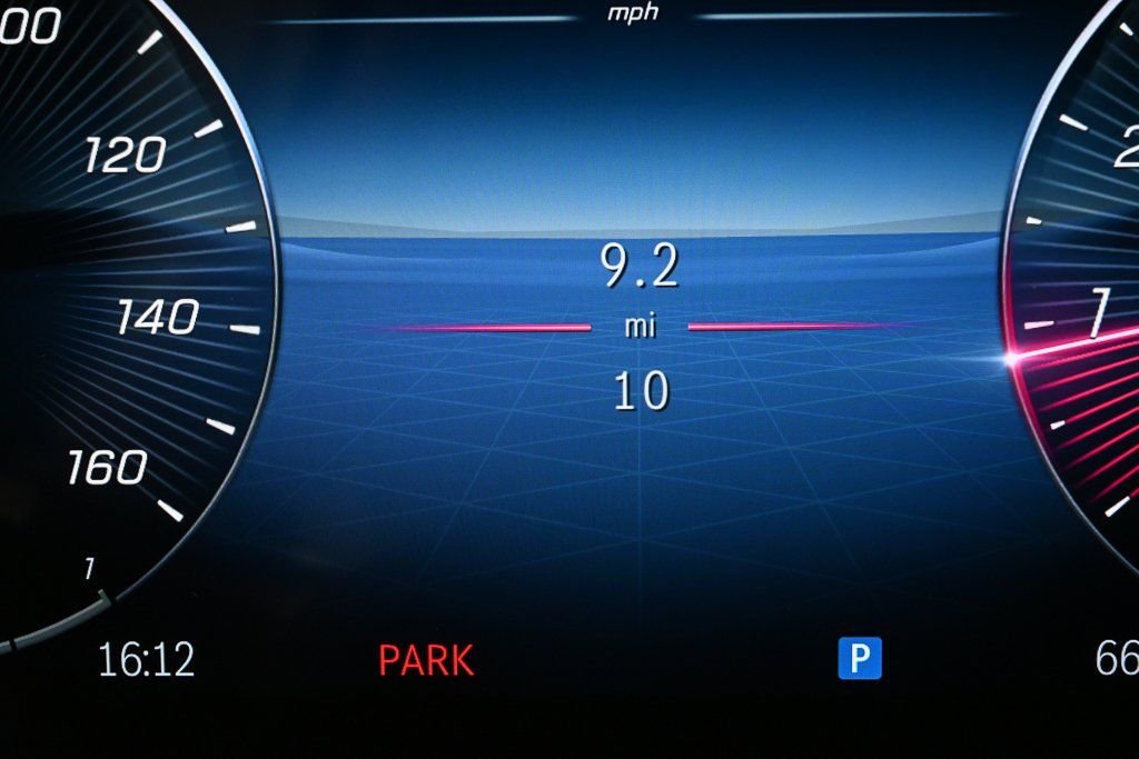 New 2026 Polar White Mercedes-Benz GLS 580 image 12