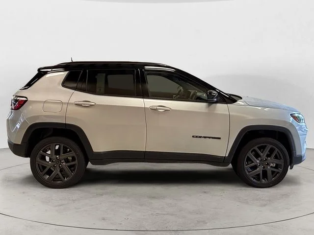 New 2026 Silver Zynith Jeep LIMITED ALTITUDE 4X4 image 7