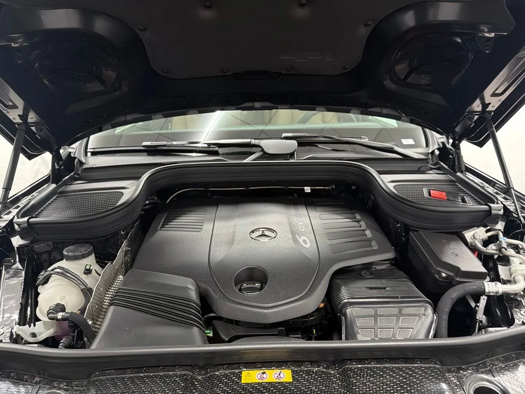 New 2026 Black Mercedes-Benz GLS 450 image 31