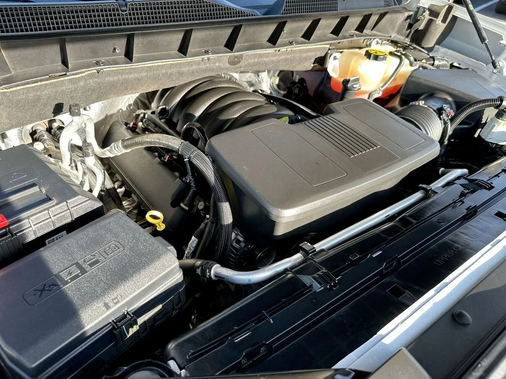 Used 2023 White Chevrolet LTZ image 15
