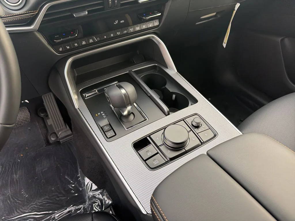 New 2026 Jet Black Mica Mazda 3.3 Turbo S Premium image 17
