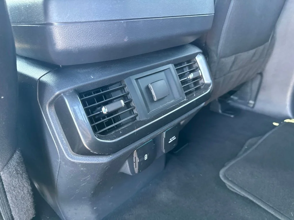 Used 2023 Gray Metallic Ford XLT image 32