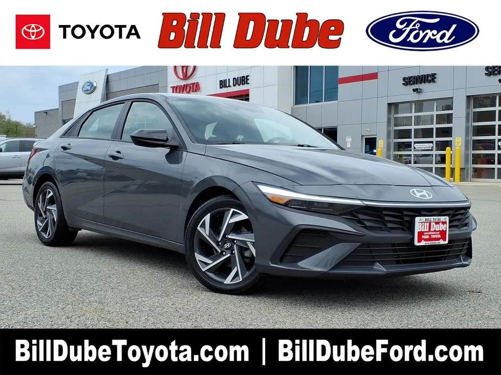 2025 Hyundai Elantra 2.0 SEL Sport IVT's photo