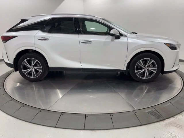 Used 2024 White Lexus 350 Premium image 6