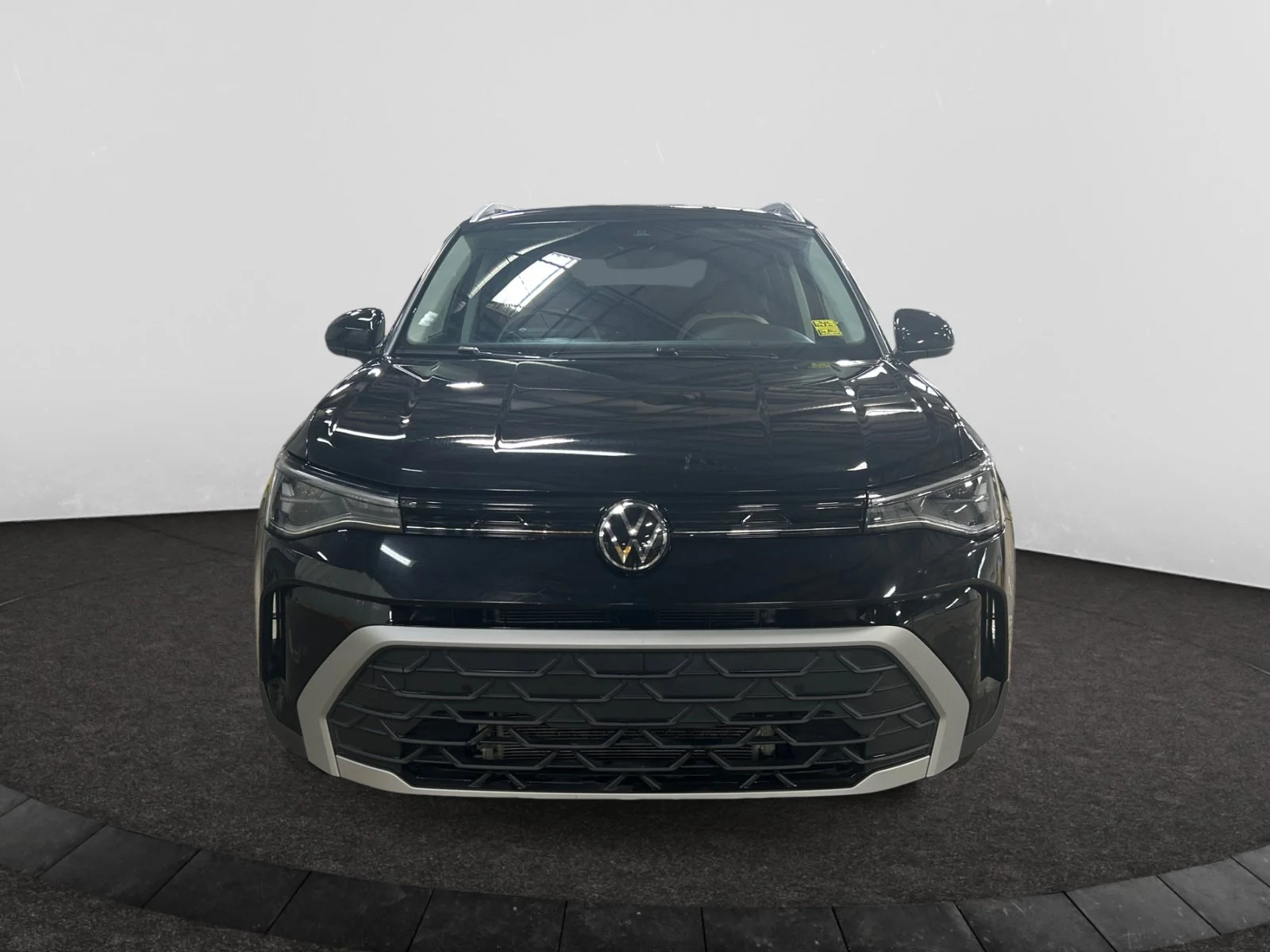Used 2026 BLACK Volkswagen COMFORTLINE image 8
