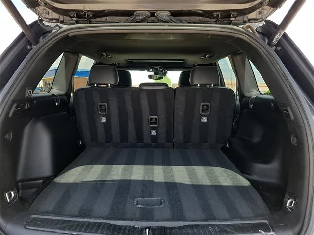 Used 2024 Baltic Gray Metallic Clearcoat Jeep Altitude X 4x2 image 9