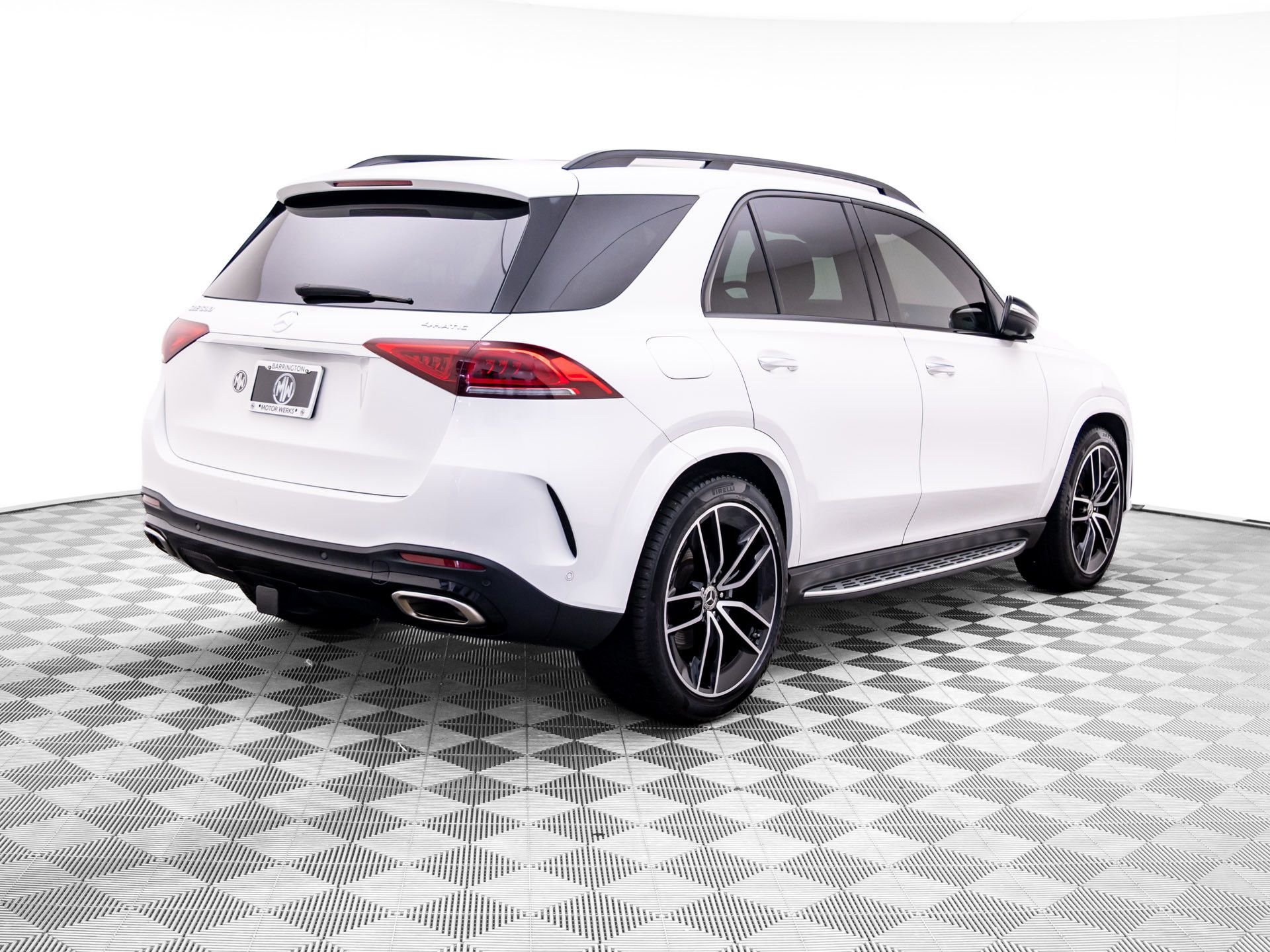 Used 2023 White Mercedes-Benz GLE 580 image 5