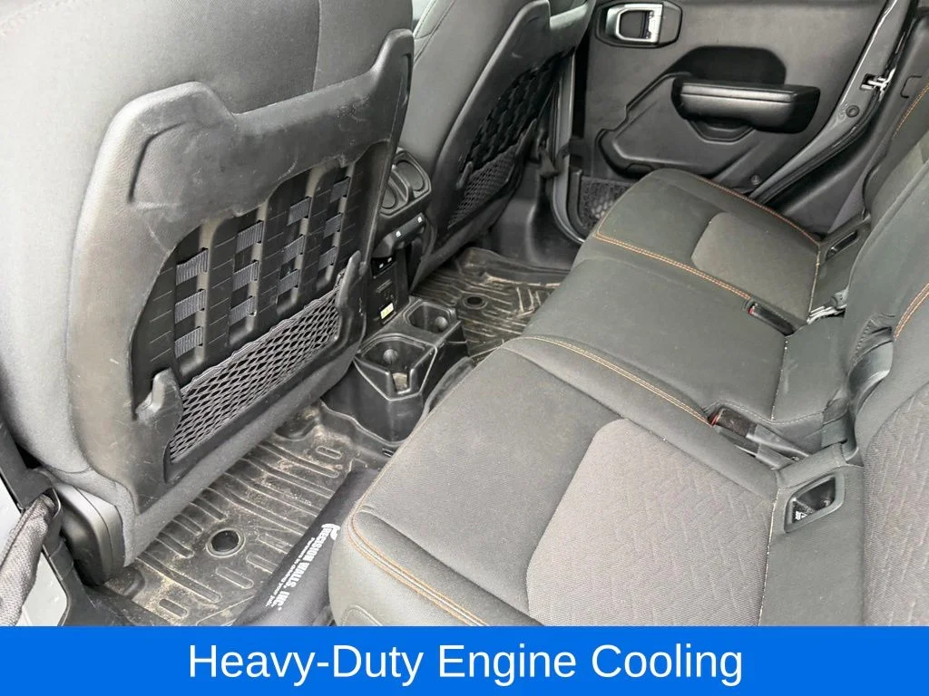 Used 2021 Gray Jeep Mojave image 22