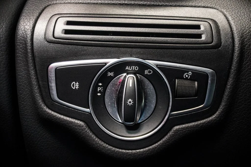 Used 2023 Black Mercedes-Benz GLC 300 Coupe image 23