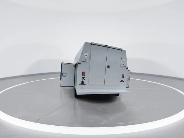 New 2025 Summit White GMC 1WT image 7