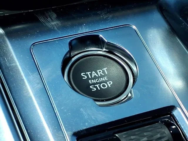 Used 2024 Blue Jaguar R-Dynamic SE P250 AWD Automatic image 10