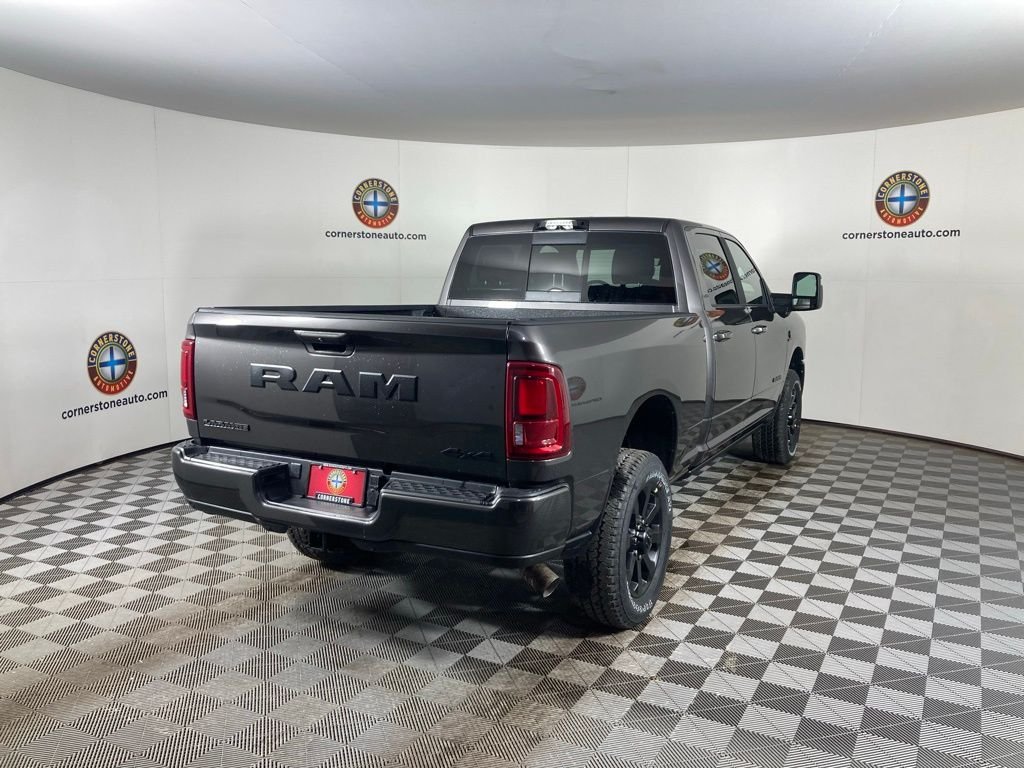 New 2026 Granite Crystal Metallic Clear-Coat Exterior Paint RAM Laramie image 22