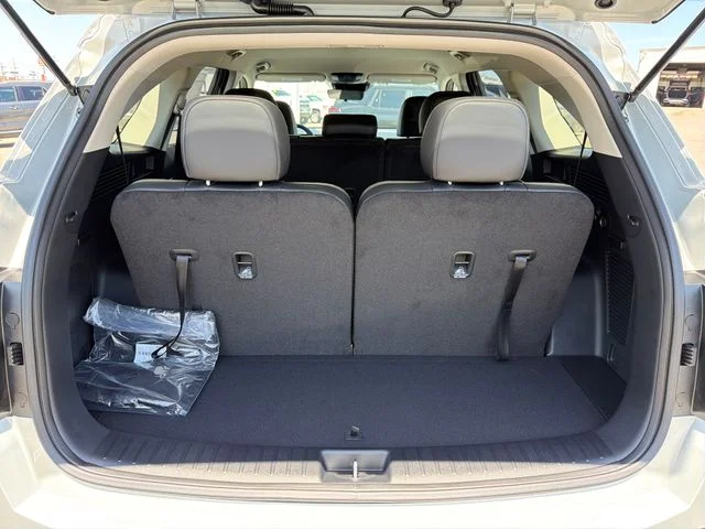 New 2026 Ivory Silver Kia S image 24