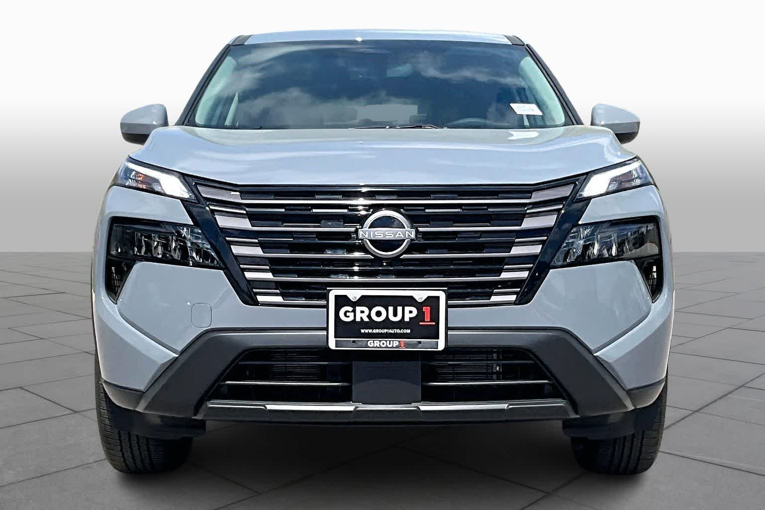 New 2026 Boulder Gray Pearl Nissan SV image 3