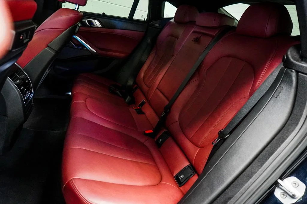 Used 2020 Black BMW M50i image 8