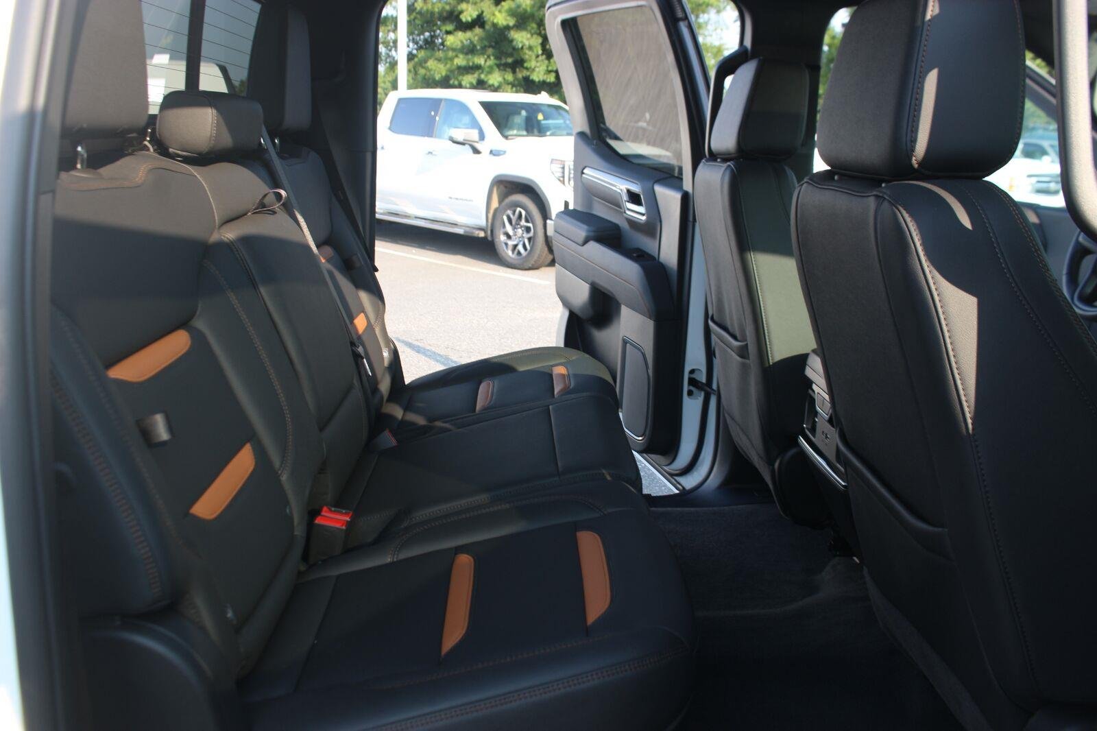 Used 2026 Summit White GMC AT4 image 39
