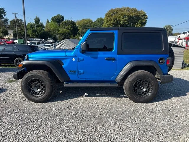 Used 2021 Blue Jeep Sport image 4