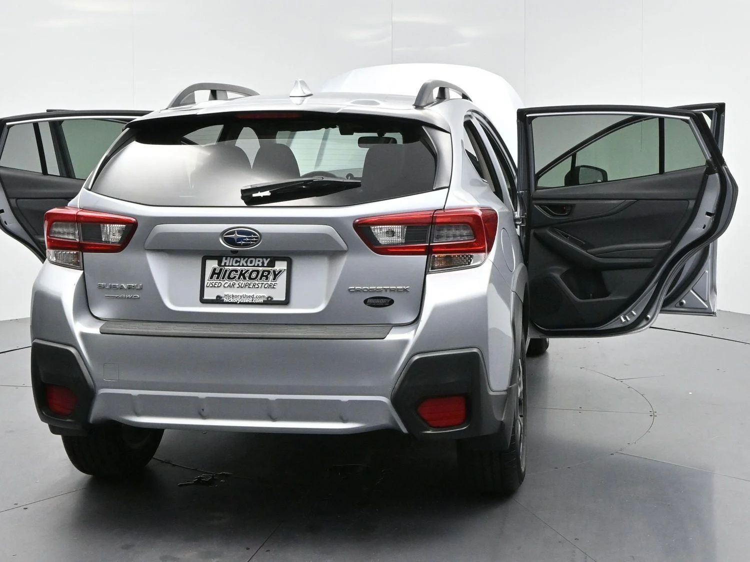 Used 2020 Ice Silver Metallic Subaru Premium image 38