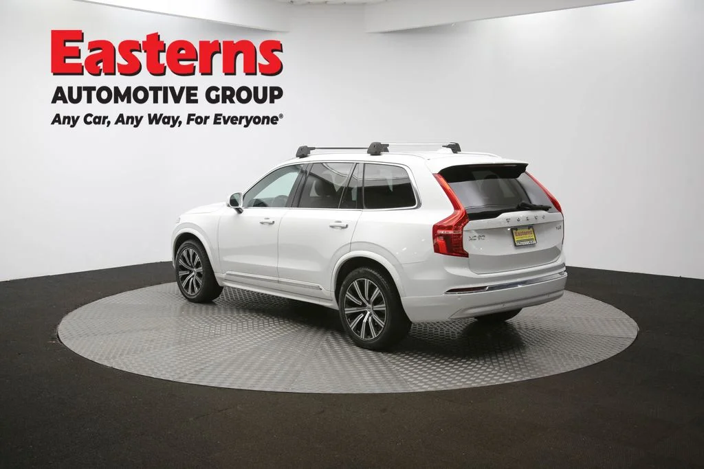 Used 2022 White Volvo T6 Inscription image 65