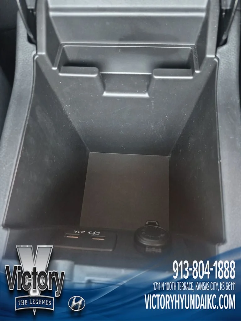 Used 2021 White Subaru Limited image 27