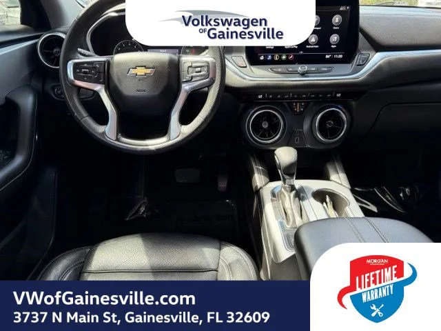 Used 2023 Copper Bronze Metallic Chevrolet LT image 14