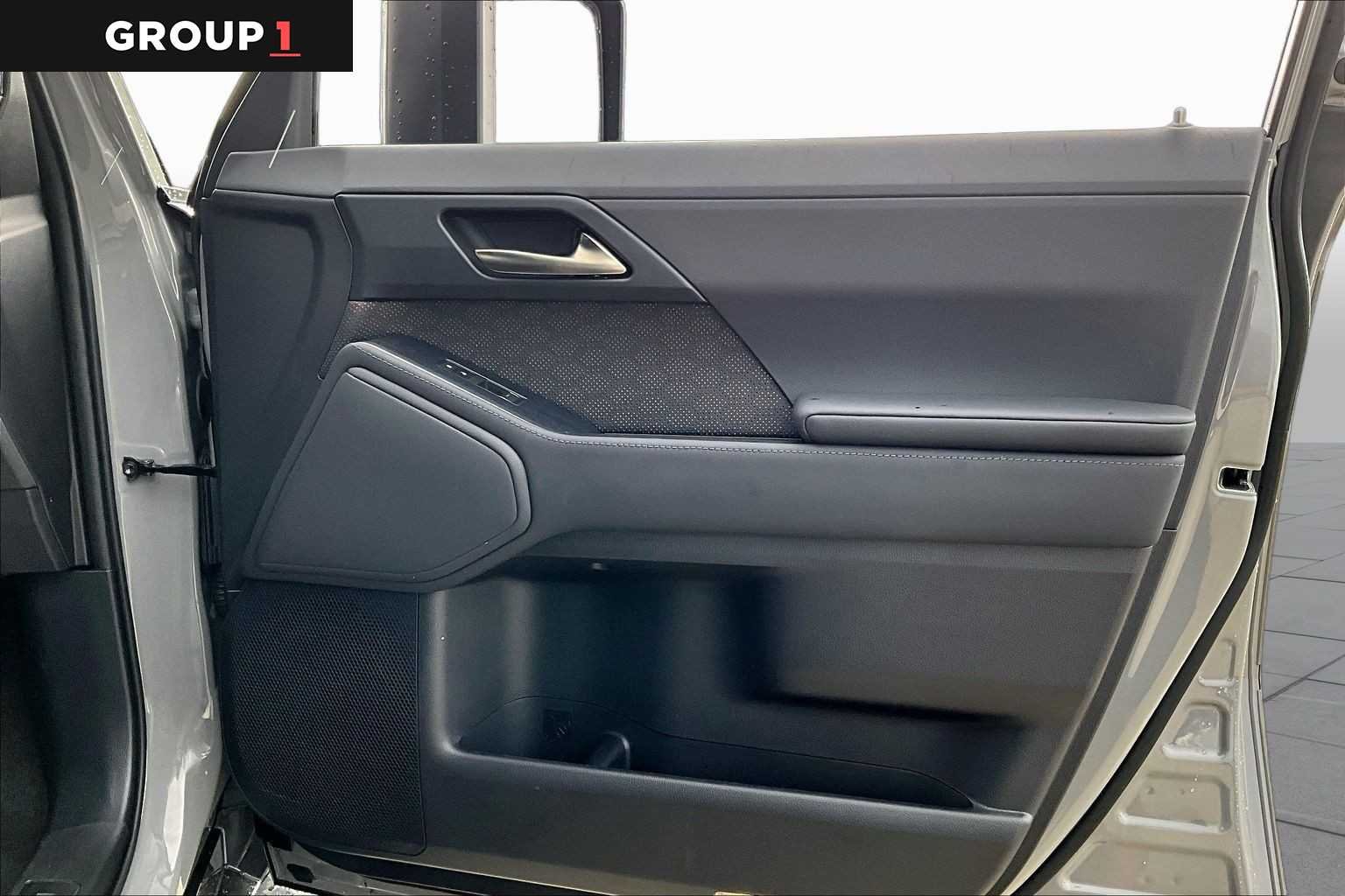 Certified Used 2025 INCOGNITO Lexus Premium+ image 20