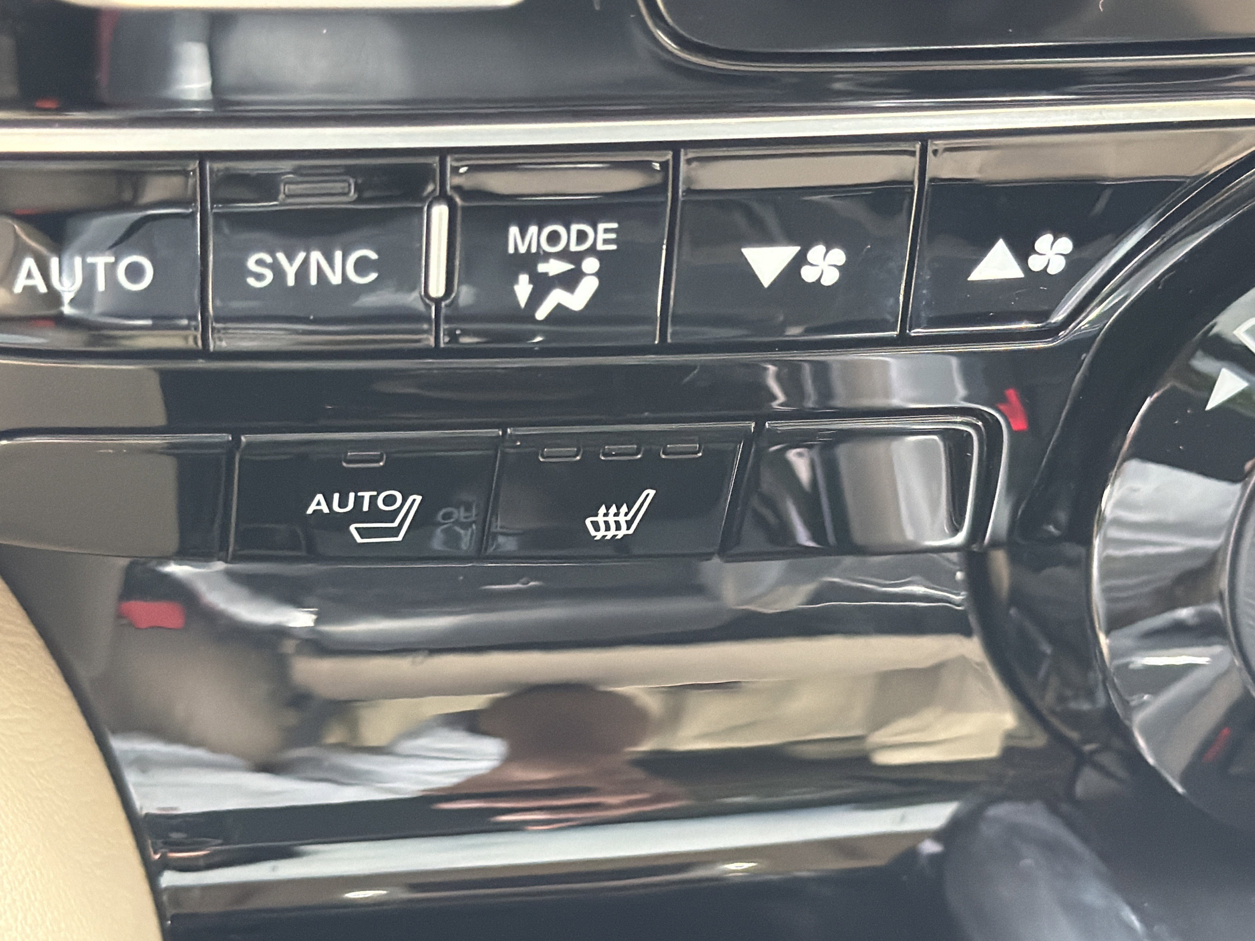 Used 2023  Acura  image 31