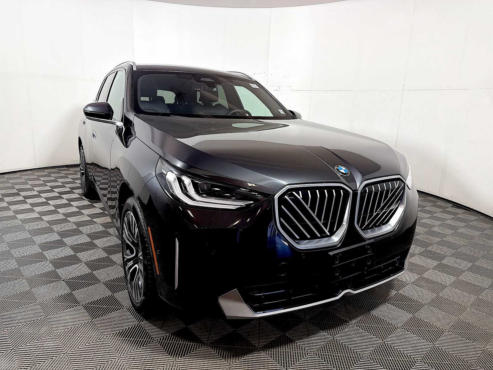 Used 2026 Dark Graphite Metallic BMW 30 xDrive image 2