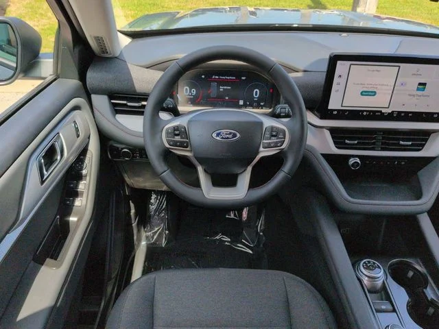 New 2026 Vapor Blue Metallic Ford Active image 16